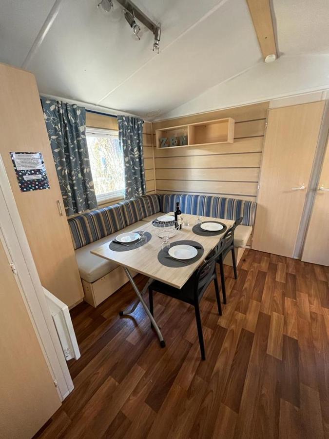 Mobil Home 8 Personnes Camping L'Elysee Vagues Oceanes Le Grau-du-Roi Εξωτερικό φωτογραφία
